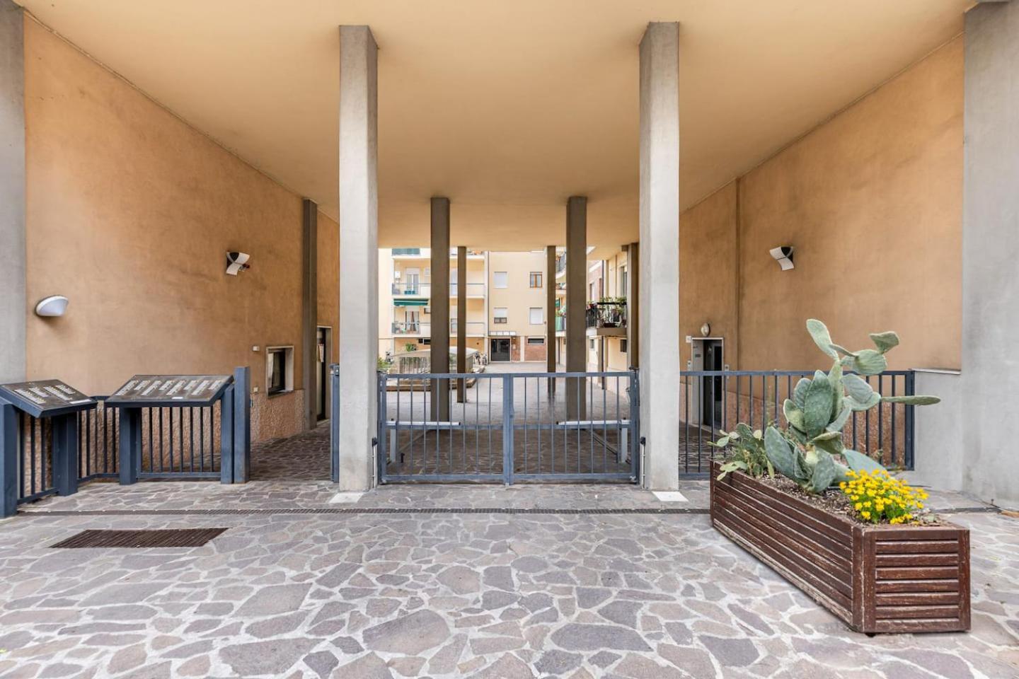 Casa Peppino Verona Appartement Buitenkant foto